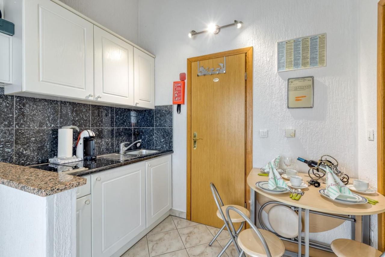 Apartments Covic Antonci  ภายนอก รูปภาพ
